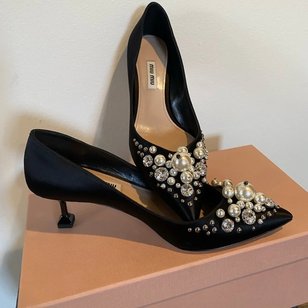 miu miu - black satin pumps, embellished with pearls and crystals - Picture 3 of 9
